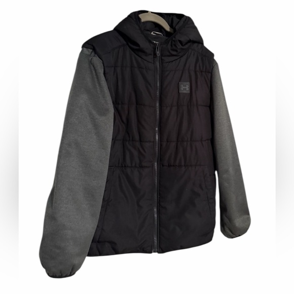 XL•Under Armour Black And Dark Gray Hooded Jacket
